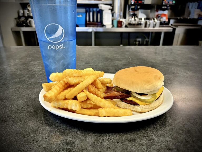 375677371 798279152092277 65519159978919775 n 1 768x576