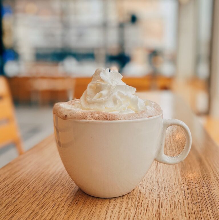 402916680 1059459472047530 4841603728878425309 n 768x770