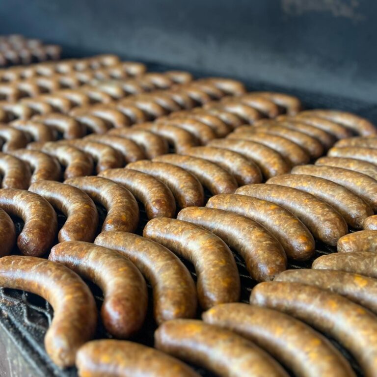 406463401 850092057117499 3835635077859787424 n 768x768