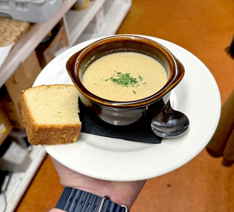 415011687 904498131676104 6462273862692422429 n 768x697