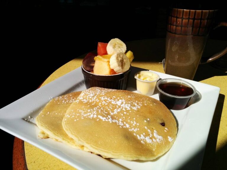 1947429 277560242417156 923556424 n 768x576