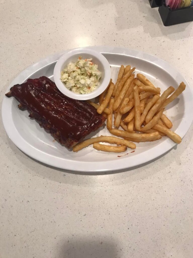 274730969 2071505343012165 1650210476962456047 n 768x1026