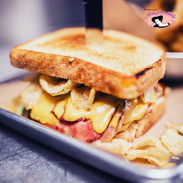 277740100 5850876038260738 205010486941984002 n 768x768