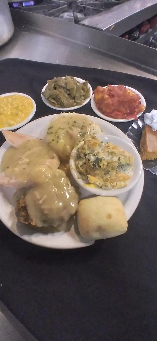 400112172 731917575531301 4202510125318704633 n