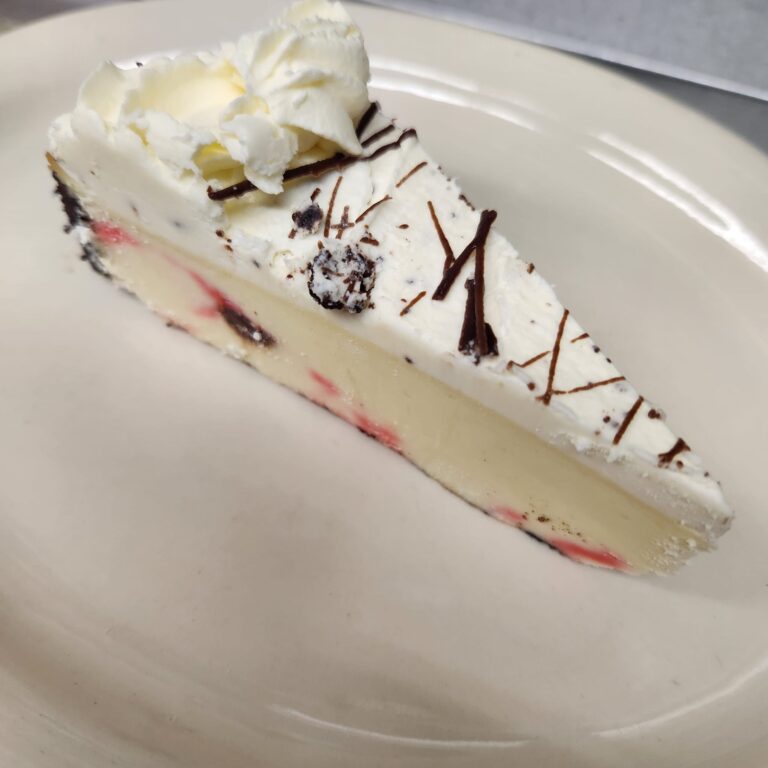 409965699 364442509430607 1029498192778611399 n 768x768