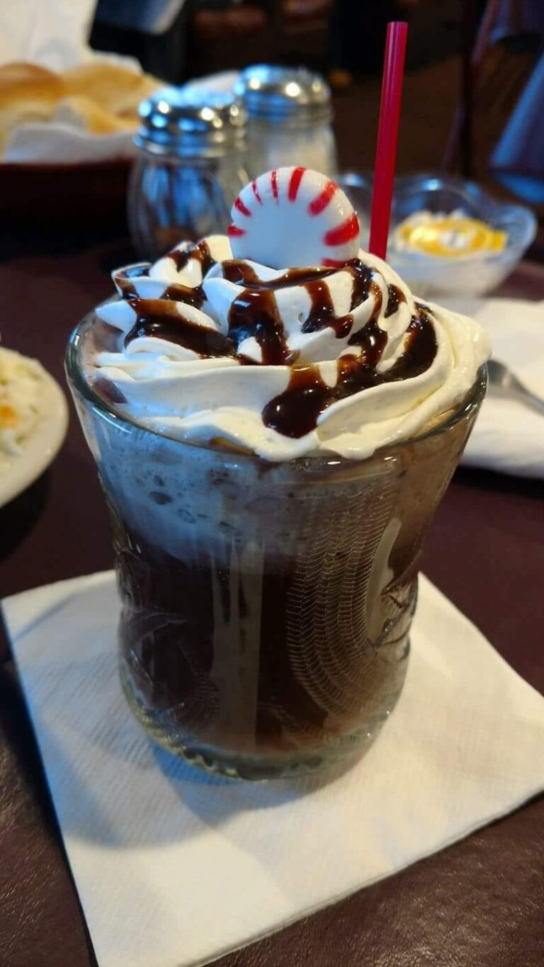 415456160 875437057924076 169065561632931532 n 768x1365