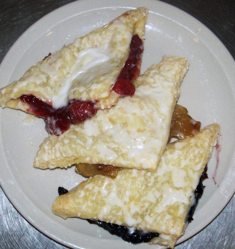 419739973 880629617403658 5596567688649512066 n 768x813