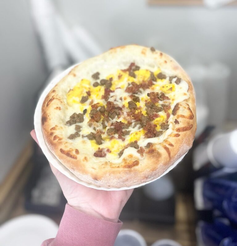 420597607 18021046417984364 8679618732786240501 n 768x799