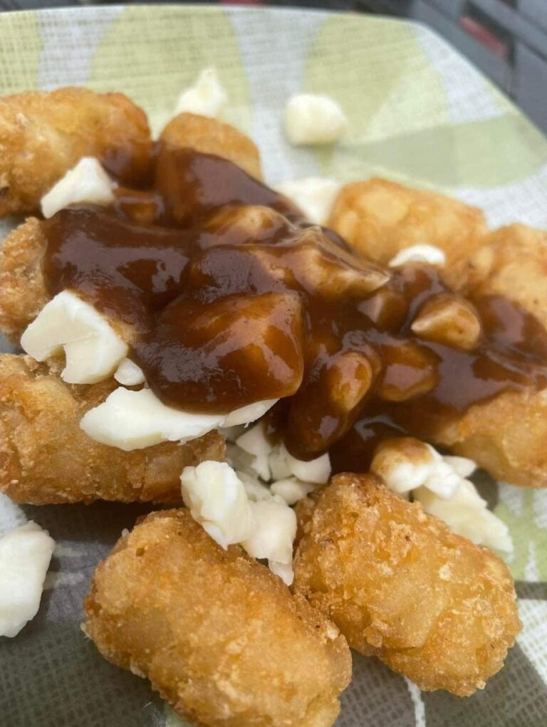 421199907 294132606992134 5245887549424213508 n 768x1021