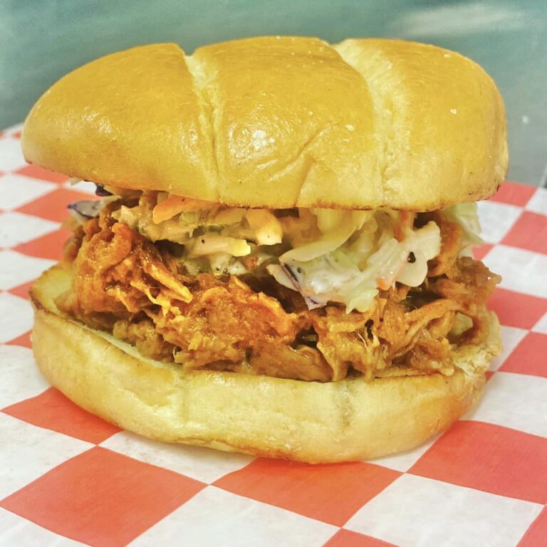 423132372 888949966566092 2519431649348996359 n 768x768