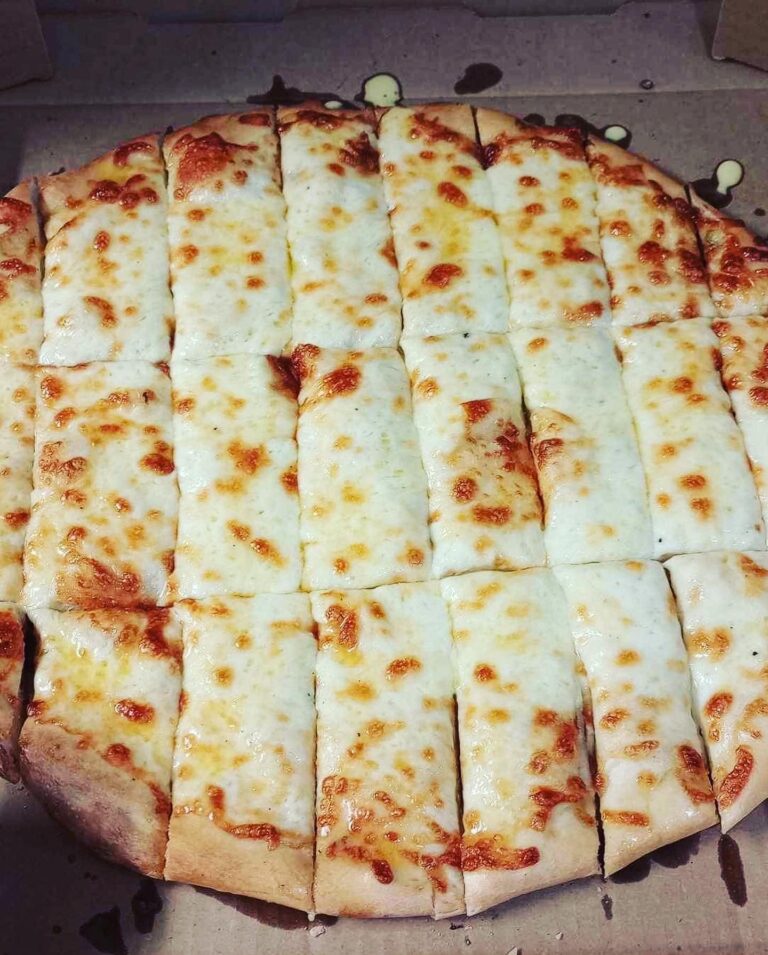 424774845 912400467255655 6275136652992148673 n 768x955