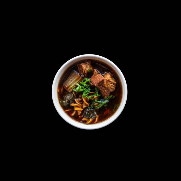 425739033 18411653008040053 4071394897388489744 n 768x768