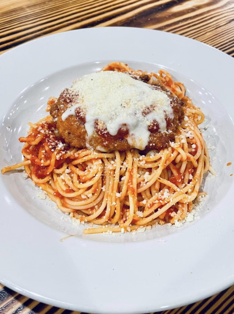 425757226 1002908094819967 8851894109246248630 n 768x1029