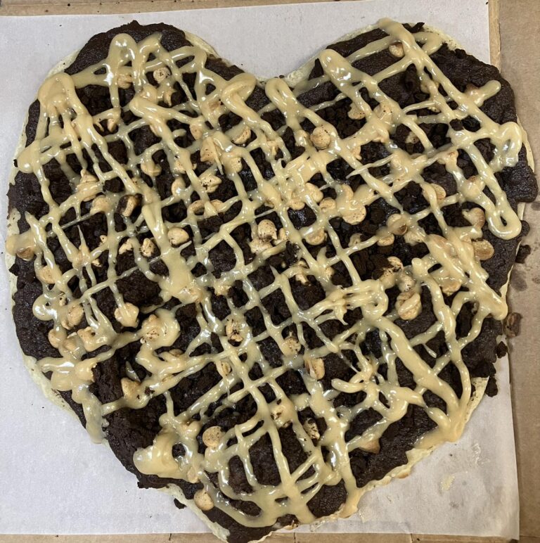 426288358 435298705590414 1776491665317903328 n 768x772