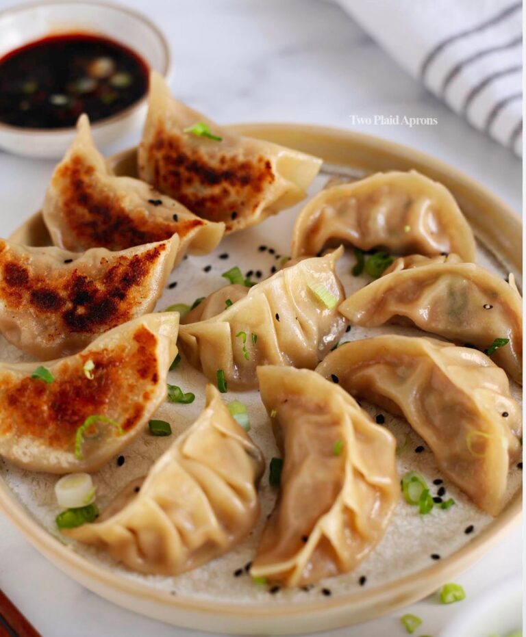 428642407 122138299772087184 2055119433134923712 n 768x931