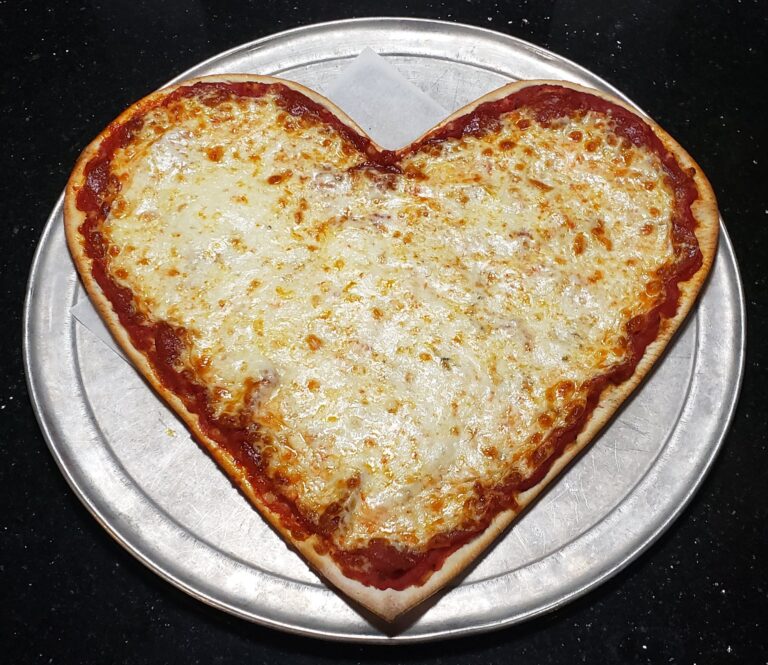 52005901 2089434407801431 1434213193588146176 n 768x665