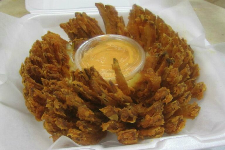 538615 147881678679395 1892953811 n 768x512