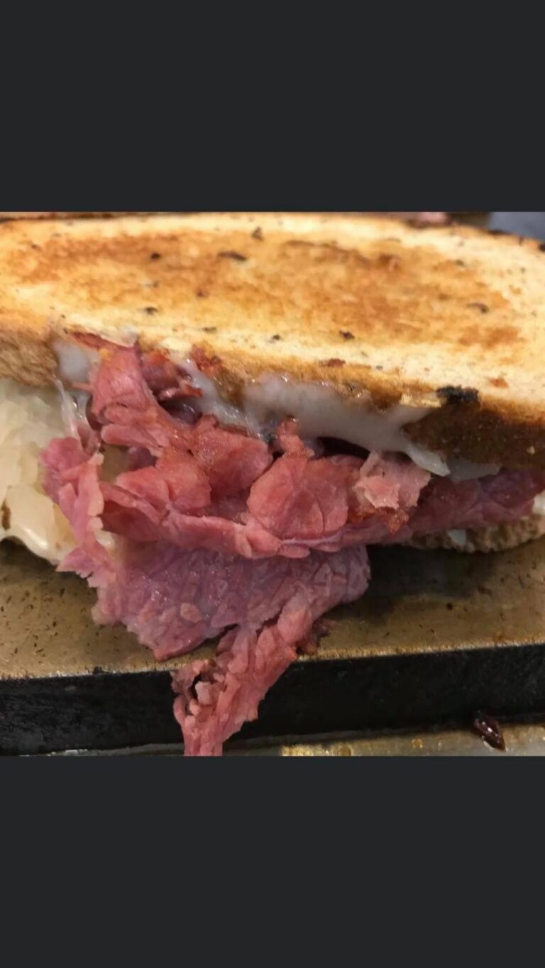 89927155 3050832761613748 865414641465950208 n 768x1365