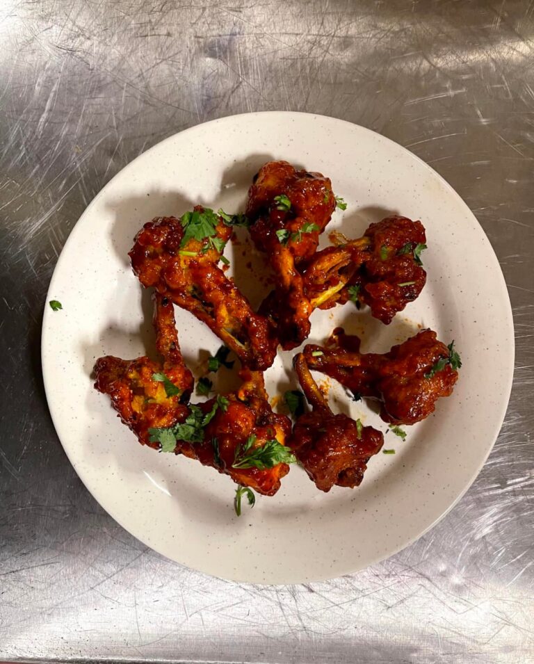 261593833 107950505057531 7307587070835993375 n 768x955