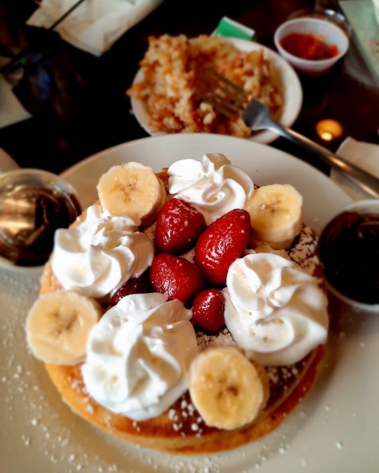 308830618 551846106744753 8082385963582222451 n 768x960