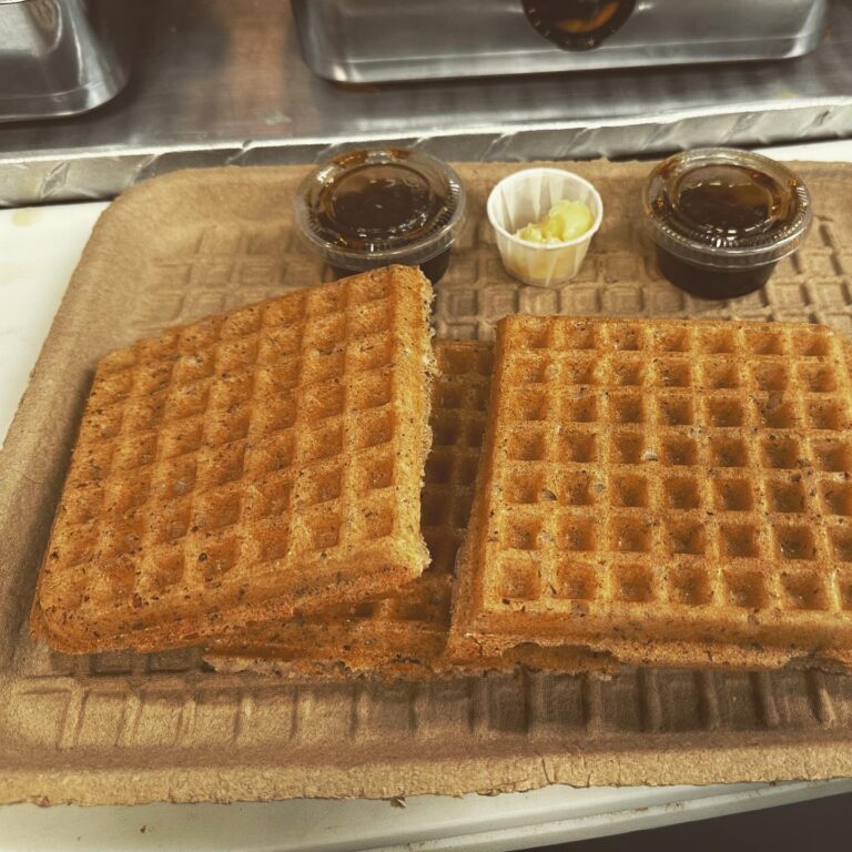 371040713 875516944115772 4726423440340518698 n 768x768