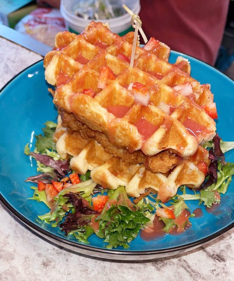 384540155 825726236224345 5624562758001057564 n 768x924