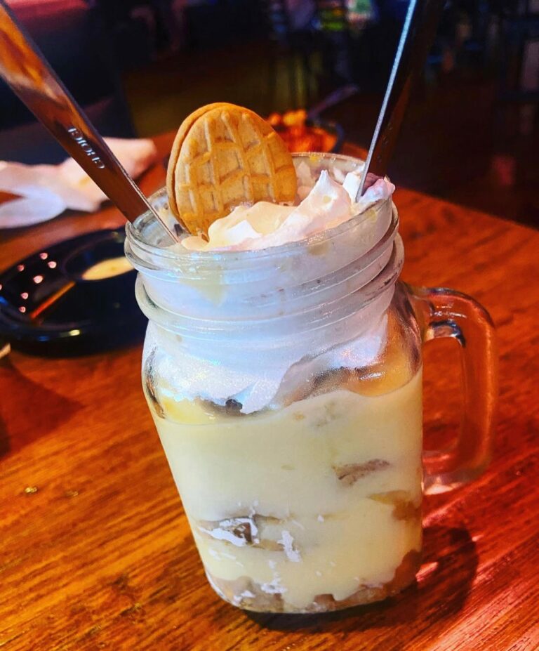 407245982 17978403548621920 388766080720709550 n 768x927