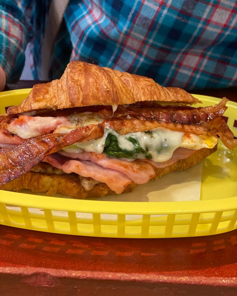 420065668 18410607535045007 676410533819190882 n 768x960