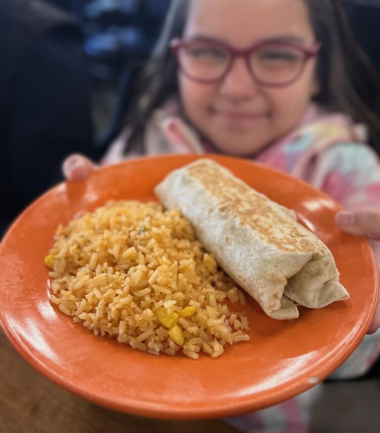 426265610 893877582743541 6131308534186930822 n 768x874