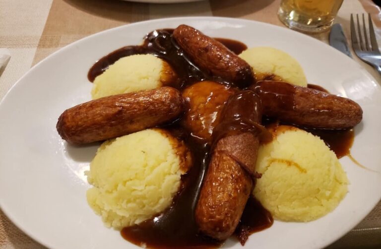 428696499 122128235744155045 620373957774628433 n 768x502