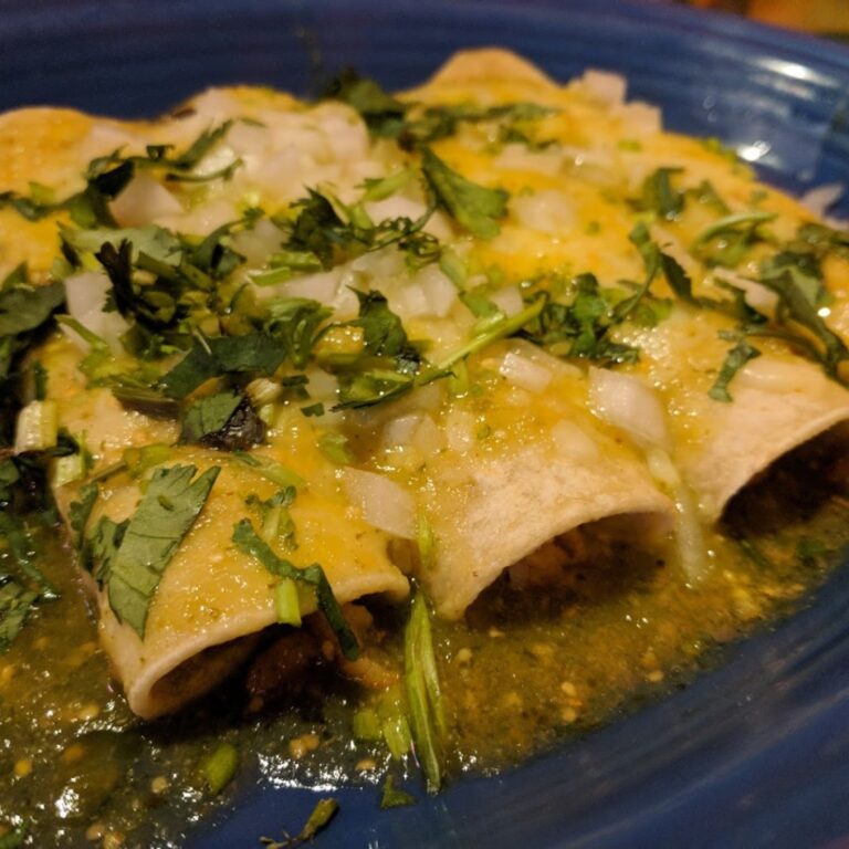 429679343 929603029173542 8532154261368774186 n 768x768