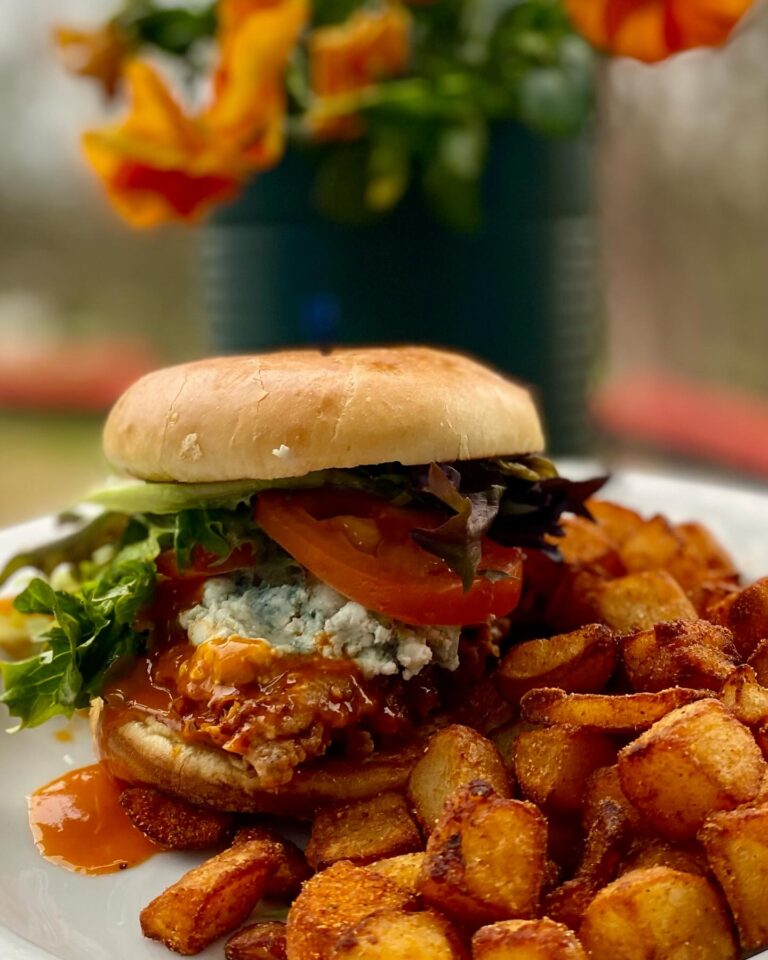 429885928 18422263456022223 4574698736581177296 n 768x960