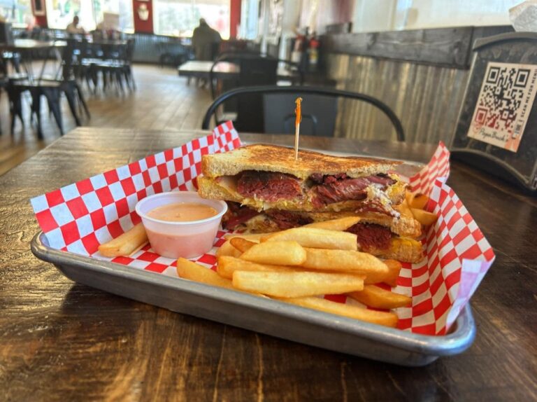 430101578 1216179332731751 5658896148431423829 n 768x574