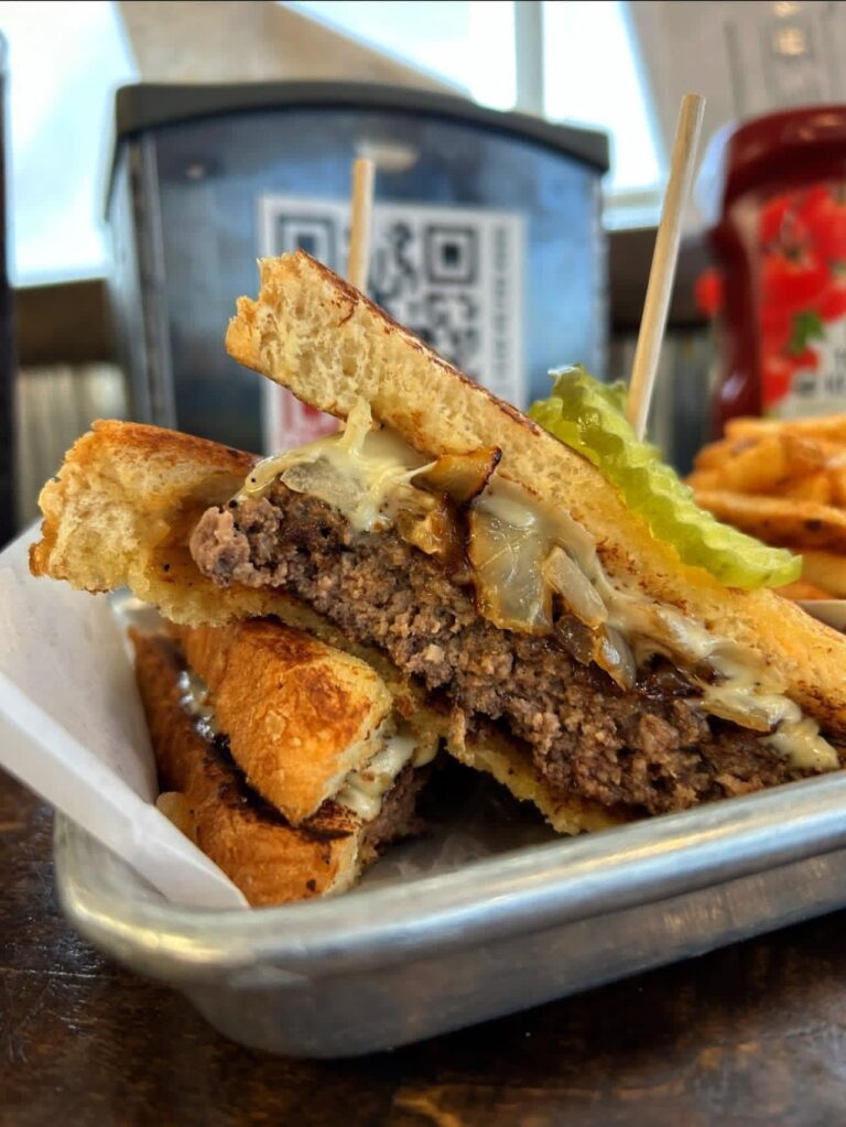 430103810 1214854046197613 4577504122343770002 n 768x1023