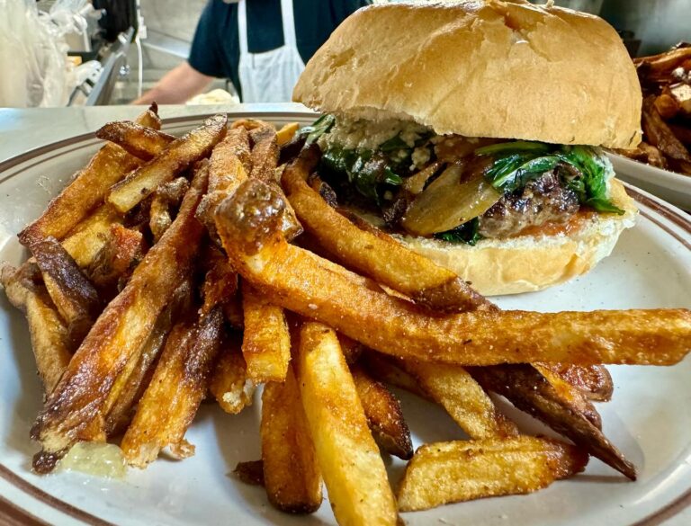 431907617 18386134915079759 7948054918407104159 n 768x585