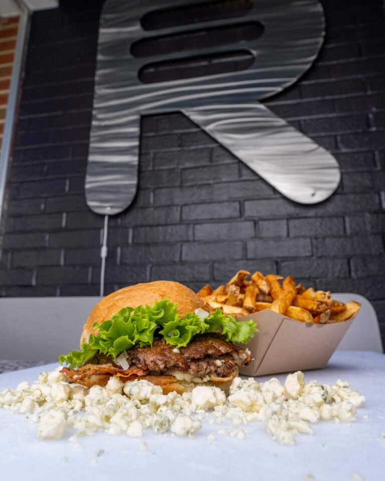 432023252 18422956012009916 1554269338504225380 n 768x959