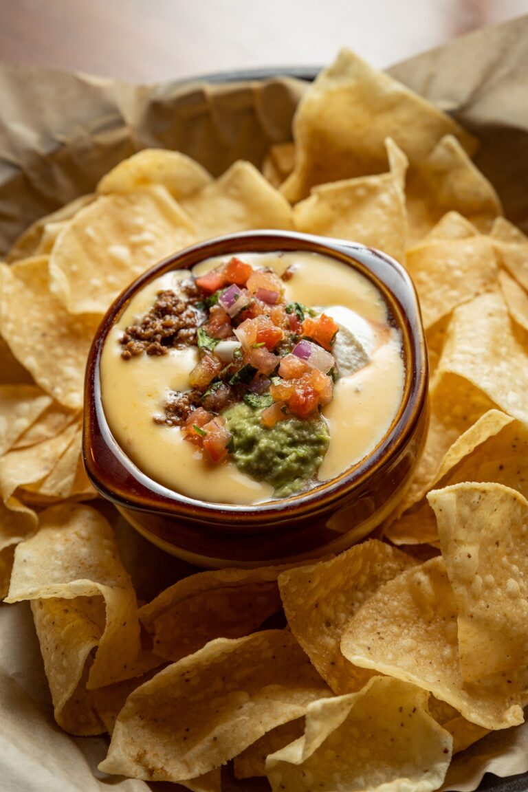 432411498 999270918328954 226899675115933820 n 768x1152