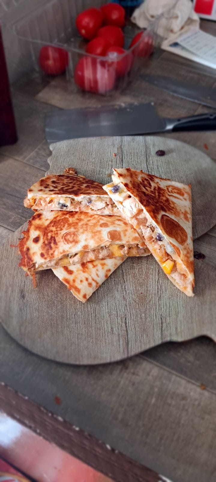 433555699 253279751189958 6919778807584832405 n