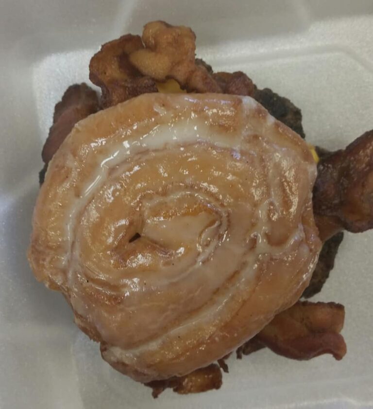 94742005 3228344250533558 3977022497848557568 n 768x841