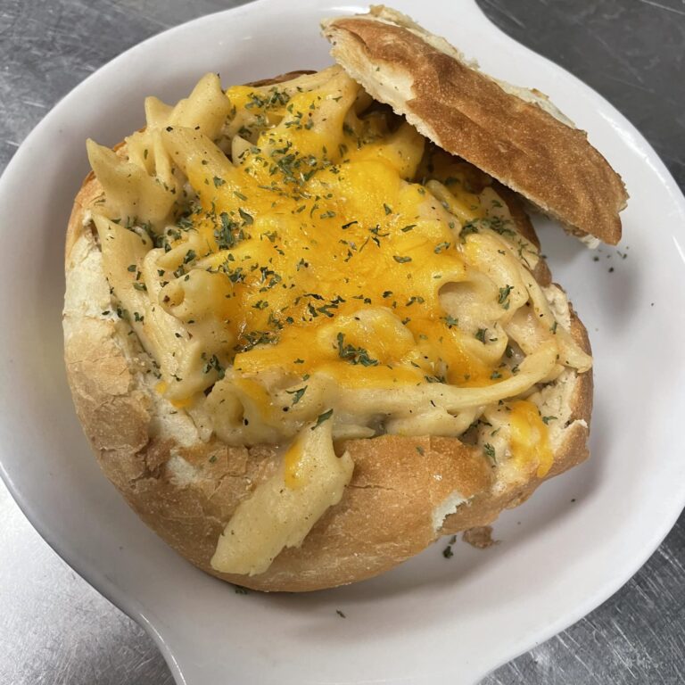 317611586 547454874059137 7669507821856153846 n 768x768