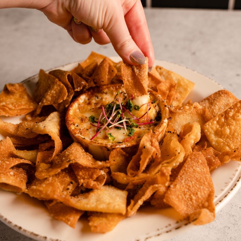 347127475 926906485198729 2477607337245610857 n 768x768