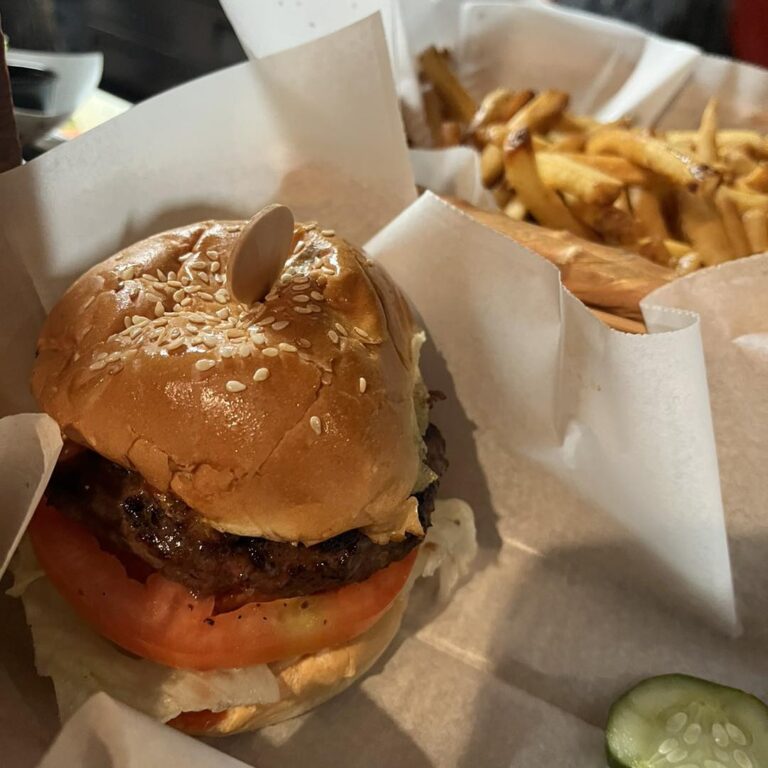 359827941 774136504713719 6523265718888931686 n 768x768