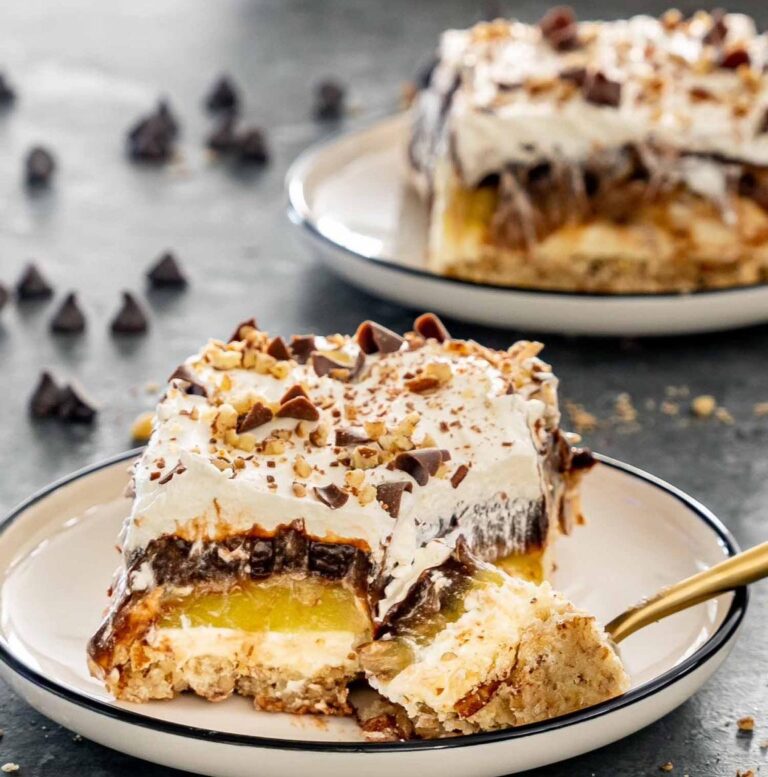 425477158 900121925447432 2186300468621838800 n 768x777