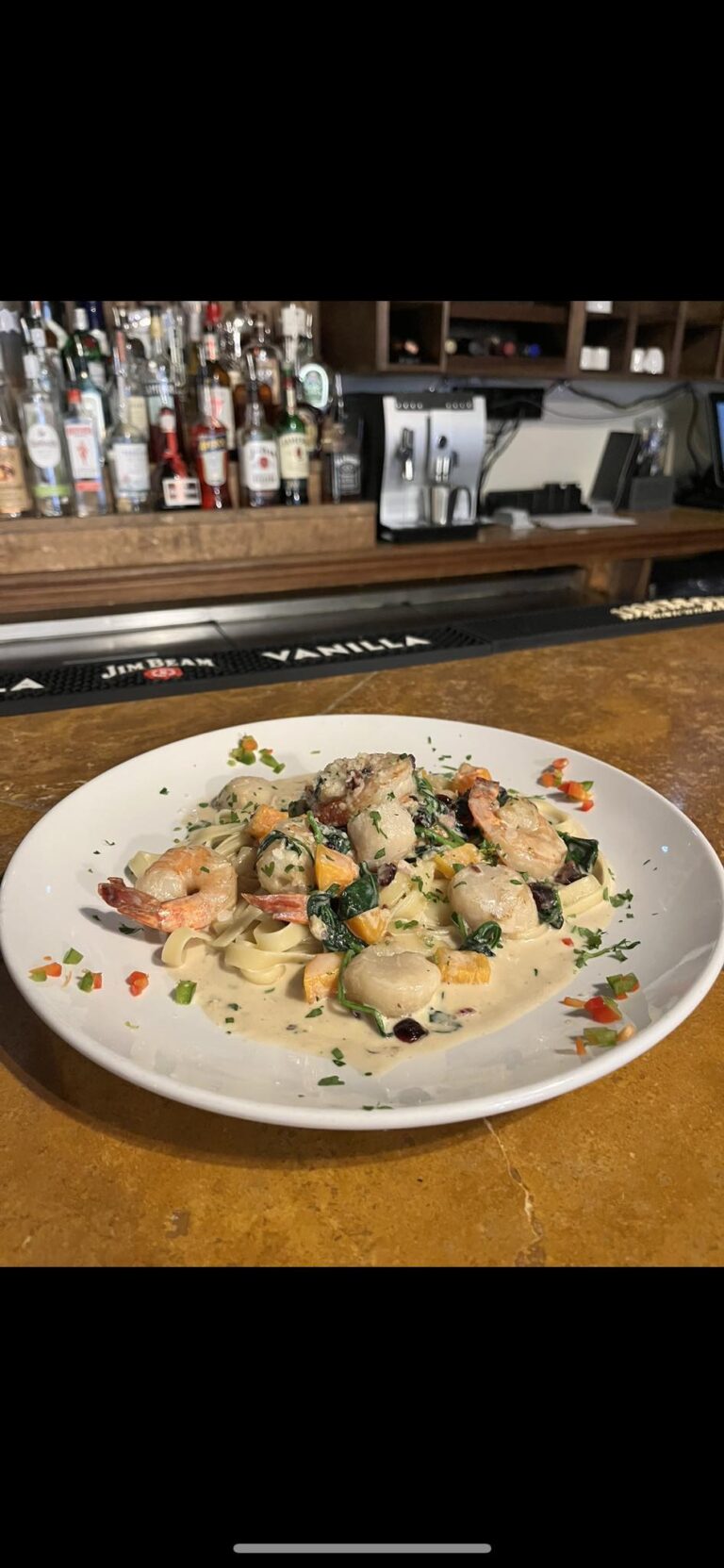 426216901 895015105963098 3495414889569815740 n 768x1663