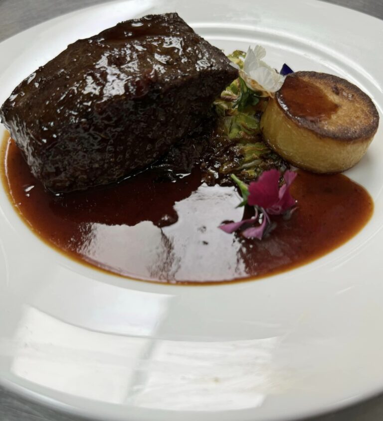 430200182 805058394998601 3768624304322106735 n 768x846