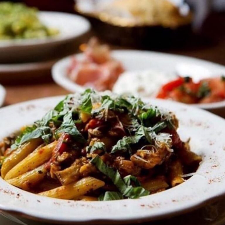 431954641 939819264812852 2442031214484362508 n 768x768