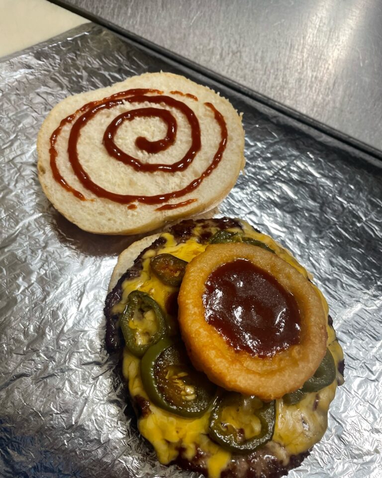 432771238 1172419180445614 2416650921521959816 n 1 768x960