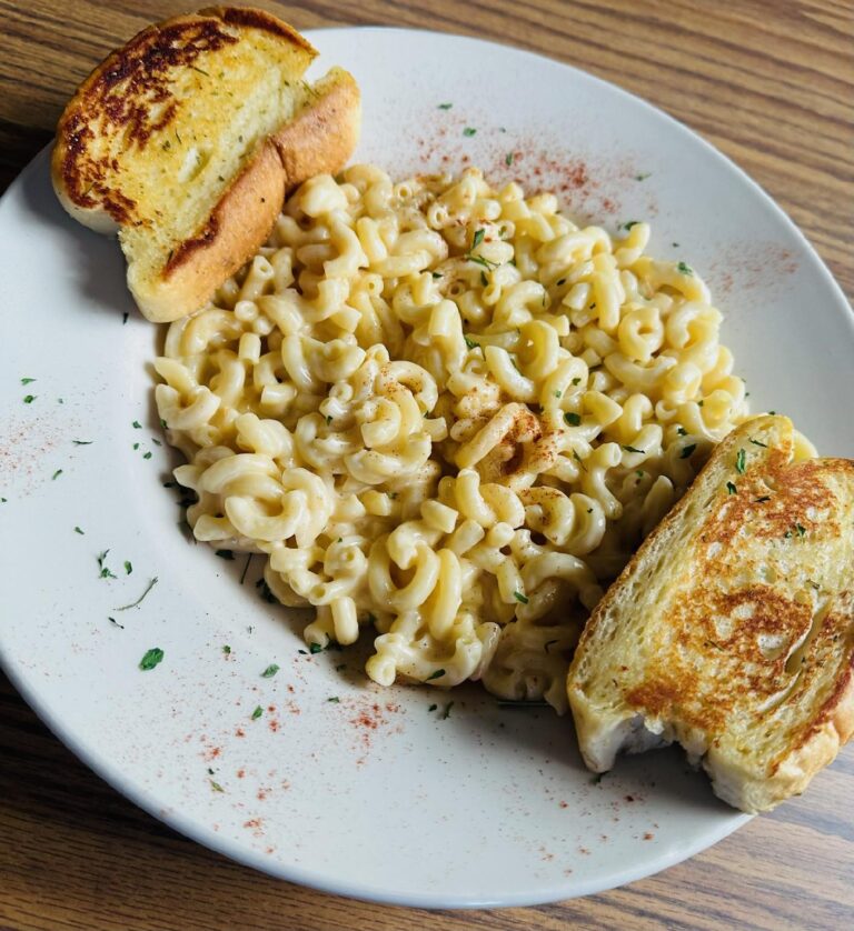 433576550 925381519594299 6269605712921442472 n 768x838