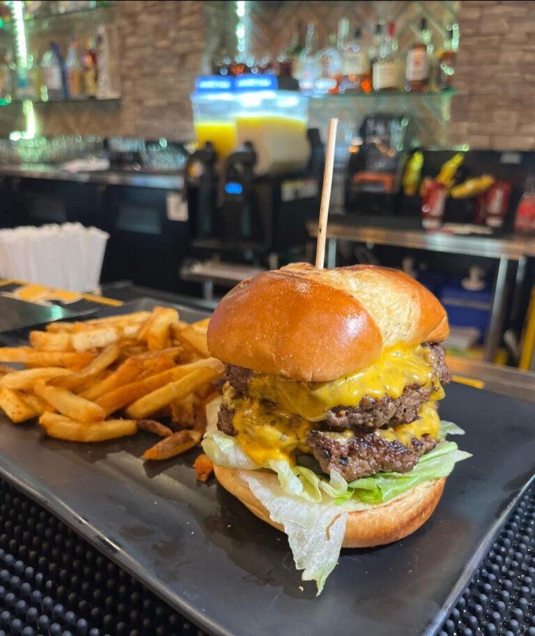 434558095 389837910527344 5346857414034948665 n 768x912