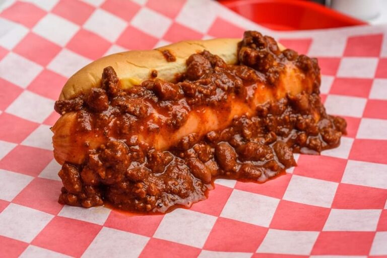 438205436 1216364016245570 4066679254877632661 n 768x513